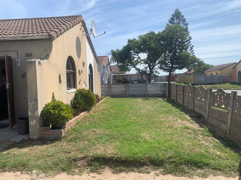 3 Bedroom Property for Sale in Silwood Heights Western Cape